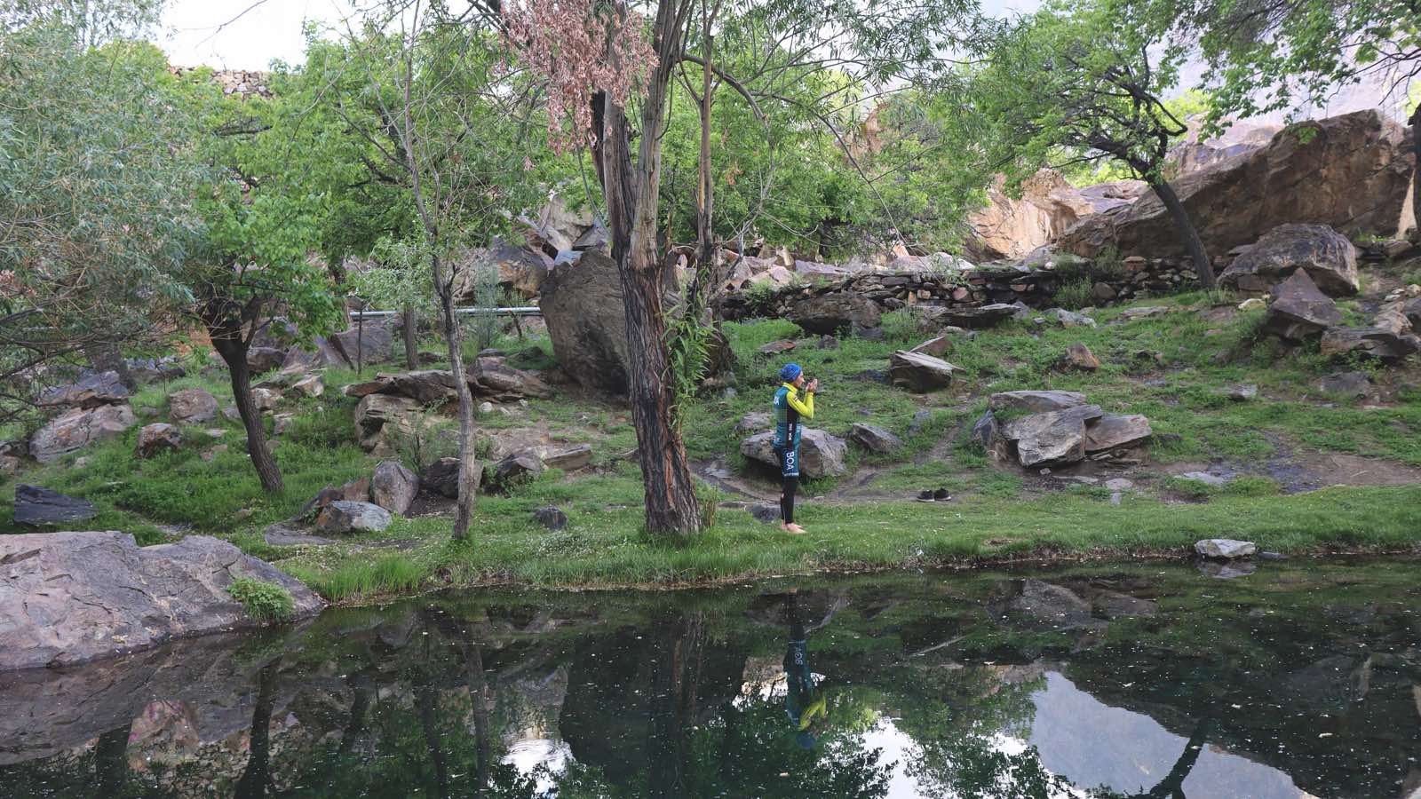 Ejju praying in the open air