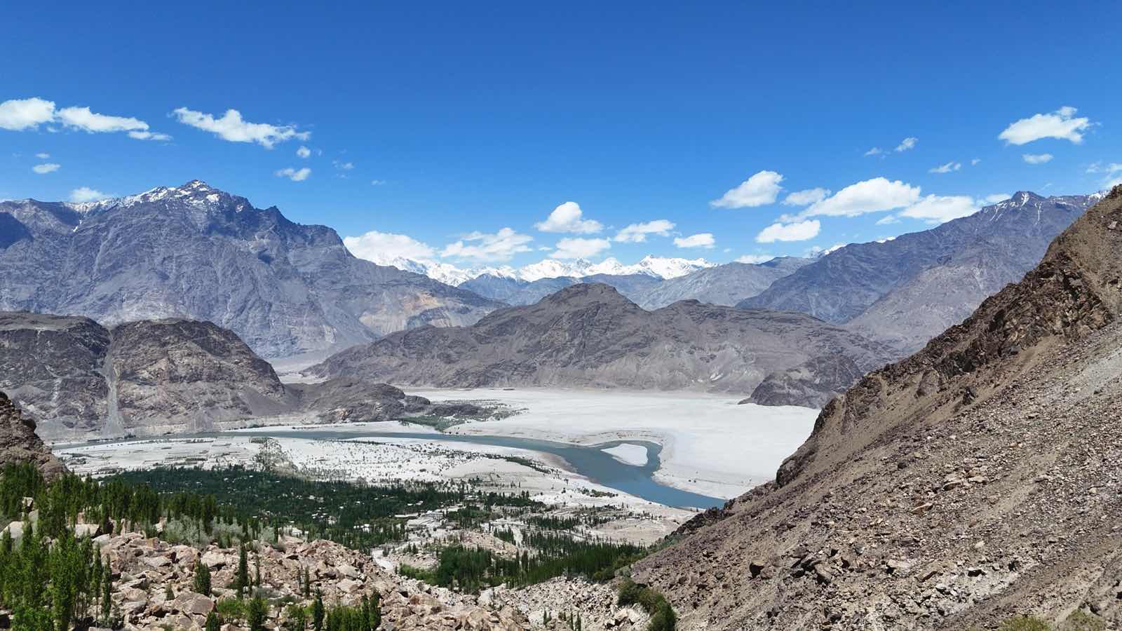 The view over the valley from Hussainabad's broq